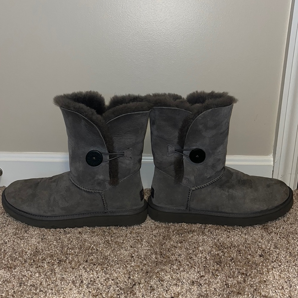 Ugg Australia Bailey Button Gray Boots - image 5